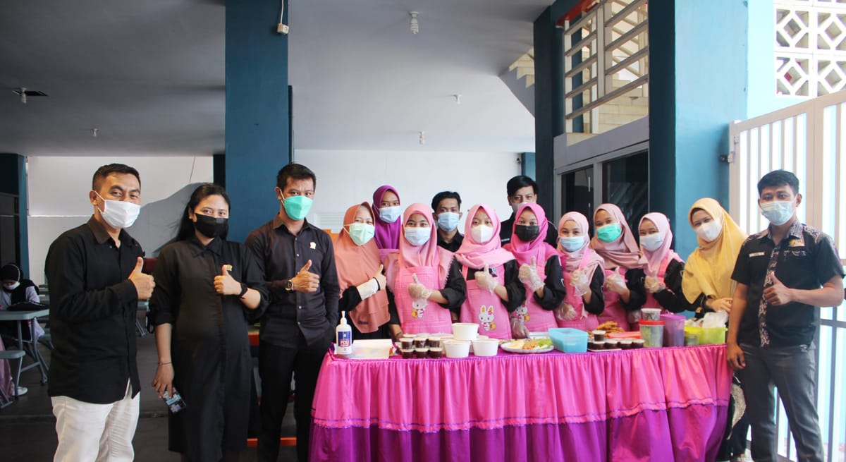 Latih Mahasiswa Memiliki Jiwa Entrepreneur, Prodi Gizi Gelar Bazar Kuliner