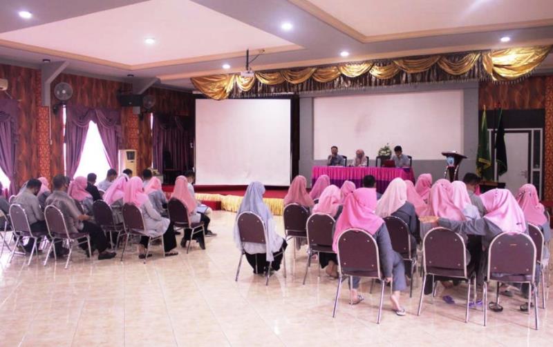 Rektor Kumpul Seluruh Staf & Dosen, Bahas Agenda Wisuda, Raker hingga Dies Natalis