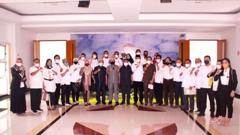 Dampingi Ketua & Pengurus Kadin, Rektor UBM Gorontalo Sambangi Deprov