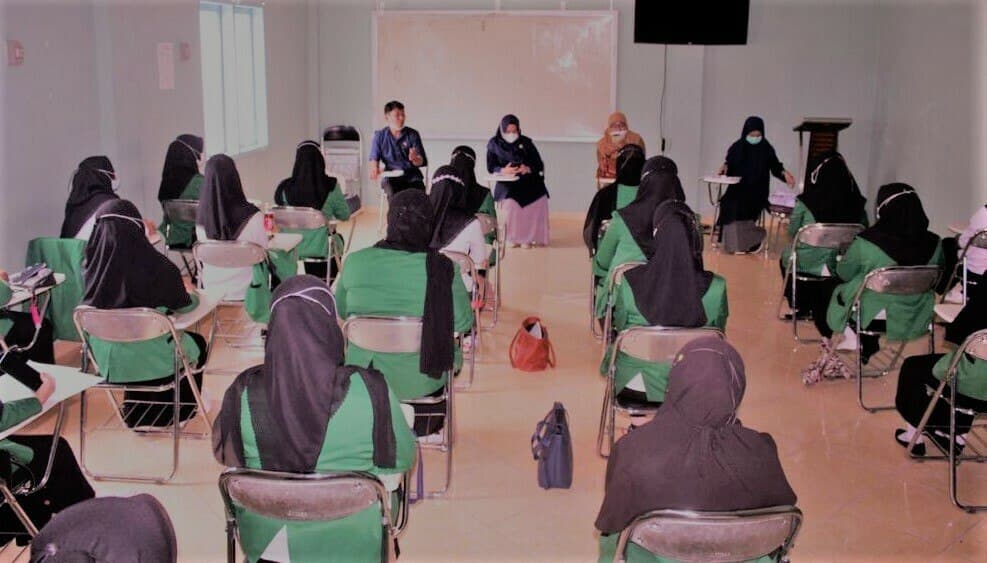 Direktur RSUD Boliyohuto Pemateri Coaching PBL 2 Prodi ARS