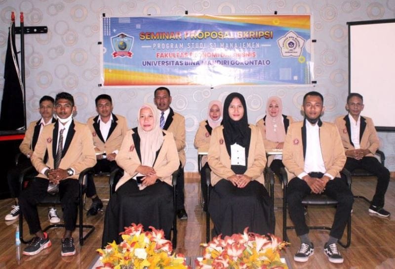 Proposal Skripsi, 10 Mahasiswa Prodi Manajemen Menuju Tahap Penelitian