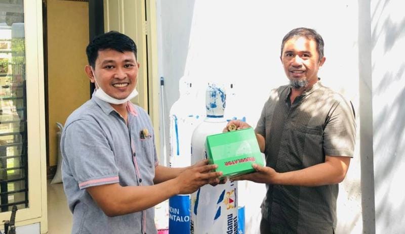 Fasilitas Klinik Kesehatan, UBM Gorontalo Terima Bantuan Tabung Oksigen dari Kadin