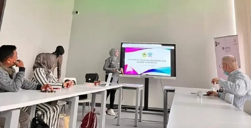 Dosen & Alumni UBM Diizinkan Lanjut Studi S2 & S3 di Istanbul Medipol University