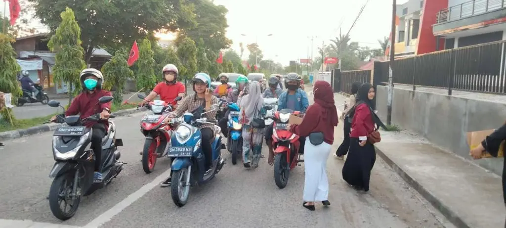 Mahasiswa Analis Kesehatan Manfaatkan Momen Ramadan dengan Berbagi