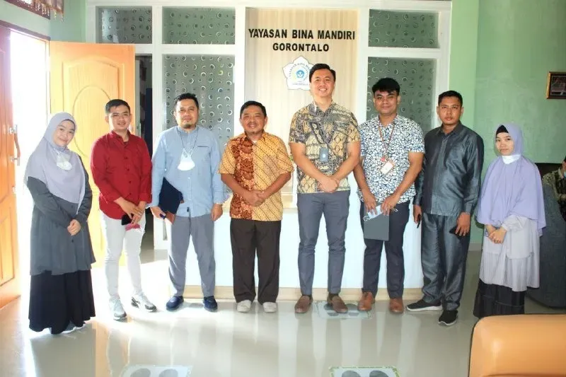 Perwakilan BEI Wilayah Sulut Kunjungi Galeri Investasi UBM