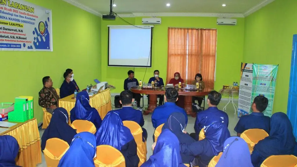 University of Bina Mandiri (UBM) Gorontalo Health Analyst Study Program Welcomes Assessors