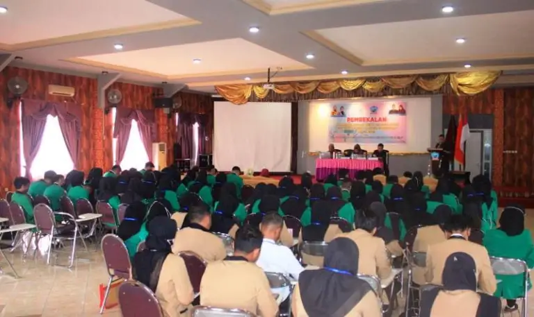 Jalani Pembekalan, 90 Mahasiswa Peserta KKM Siap Mengabdi di Kabupaten Bolmut