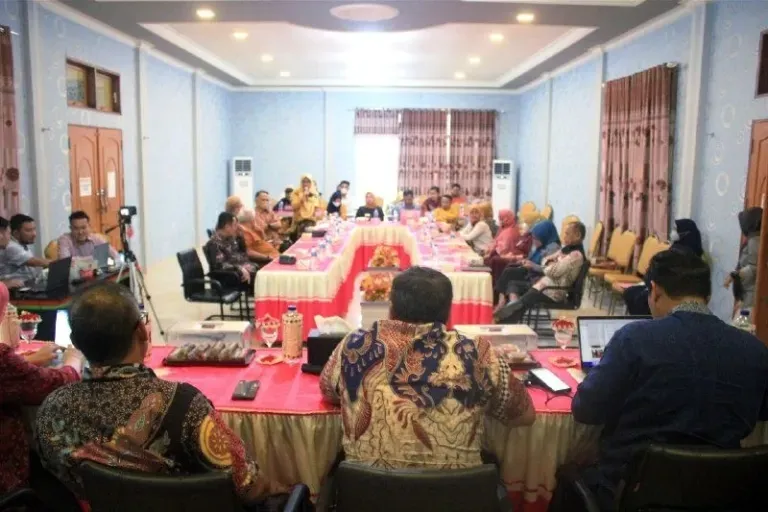 Diskusi BAN PT & LAM Teknik, Pimpinan PT se LLDIKTI XVI Kumpul di UBM