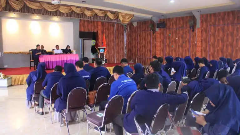 Bahas Agenda Besar, Ketua YBMG & Rektor UBM Kumpul Seluruh Staf