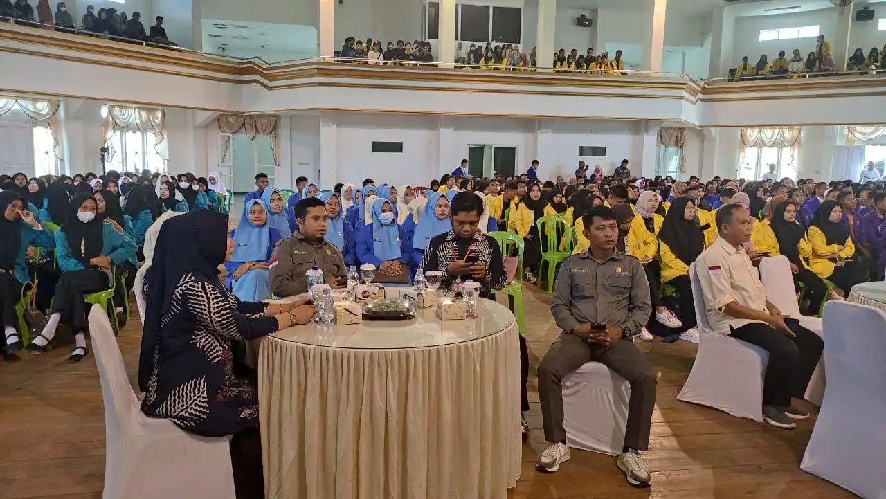 Mahasiswa UBM Penerima KIP K Terima Arahan Kepala Puslapdik