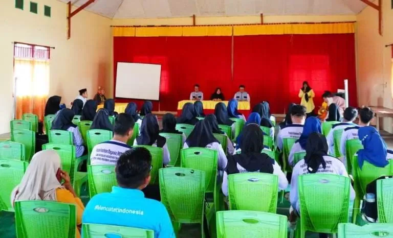 Village Officials Welcome the Arrival of UBM Gorontalo PKMD Students