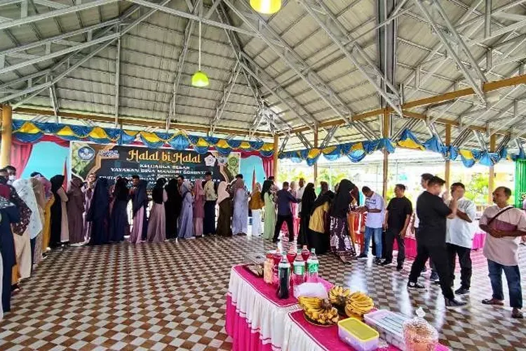 At Halal Bihalal Eid al-Fitr, YBMG's Big Family Strengthens the Ties of Togetherness