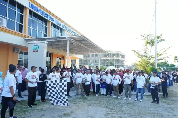 Celebrating Merdeka Belajar Month, Thousands of Teachers and Education Practitioners Attend UBM Gorontalo