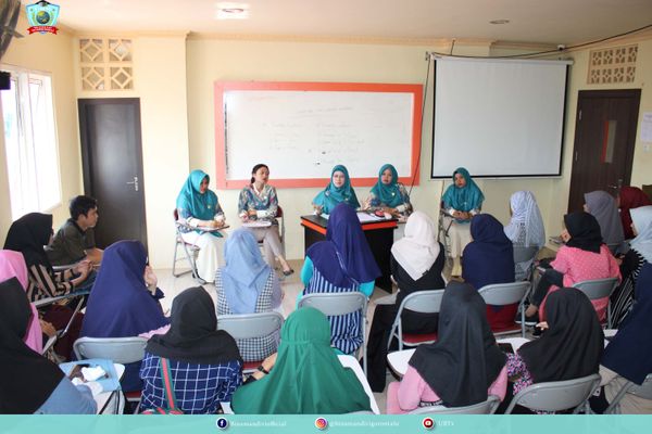 Hadapi Semester Genap, Ketua Prodi Gizi Briefing Mahasiswa