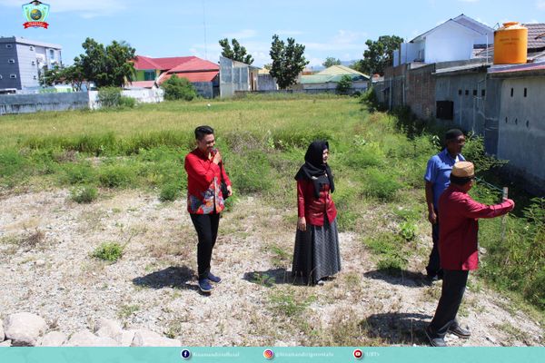 Ketua YBMG & Rektor UBM Gorontalo Tinjau Areal Pengembangan Kampus