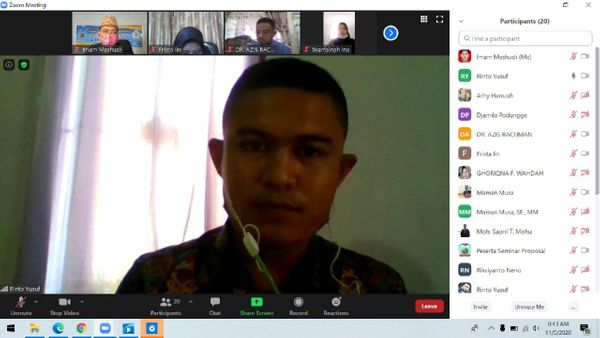 Prodi Manajemen Seminar Lewat Daring, 9 Mahasiswa Akhir Berjuang Ditahap Proposal Skripsi