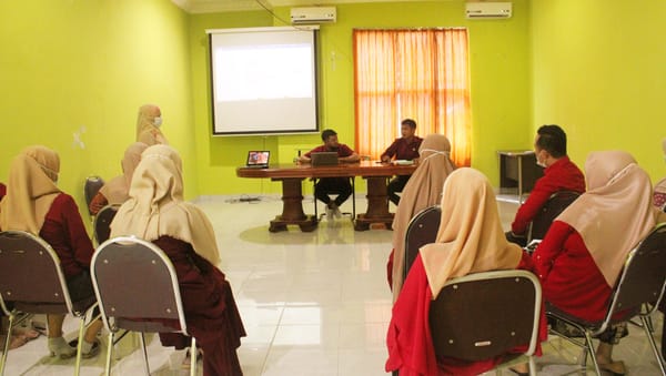 Bahas Program Kerja, Dekan FSTIK Satukan Persepsi Wujudkan Visi Misi Institusi