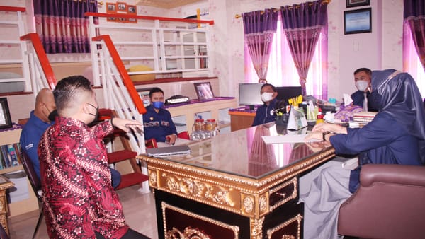 PT Phintraco Sekuritas Tertarik Dirikan Galeri BEI di UBM Gorontalo