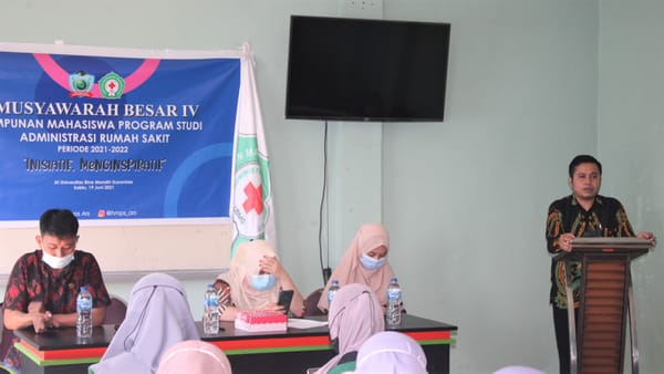 Warek 1 Tantang Mahasiswa Berpikir Kreatif