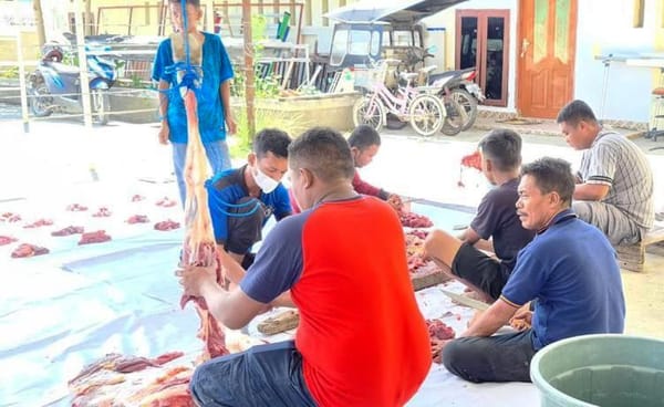 YBMG Bagi Ratusan Kantong Daging Kurban, untuk Civitas Akademika, Masyarakat & Panti Asuhan