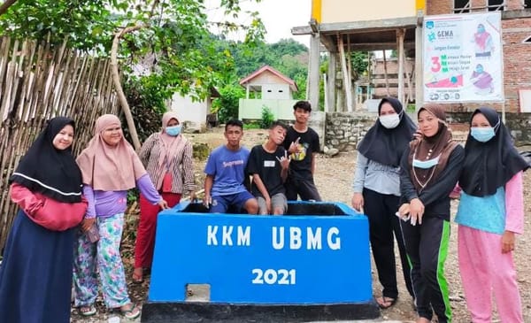 Bersama Karang Taruna, KKM Nunuka Raya Selesaikan Pembuatan Bak Sampah