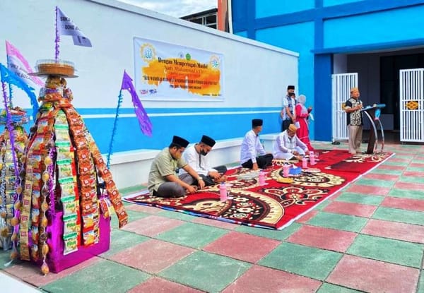 Dihadiri Ketua YBMG, SMKS Bina Mandiri Meriahkan Peringatan Maulid Nabi