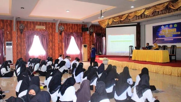 Pendaftar Jalur Undangan & Beasiswa Jalani Tes Wawancara