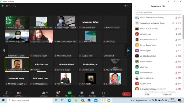 UBM Terima Hibah 50 Akun English Discoveries dari ITC Jakarta