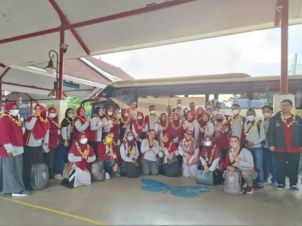 Mahasiswa Pasca Unbita Tiba di Bali