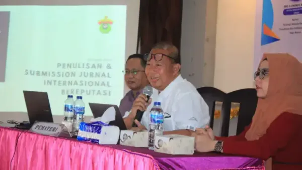 Ketua Departemen HI Unhas Sanjung Ketua CCLC UBM