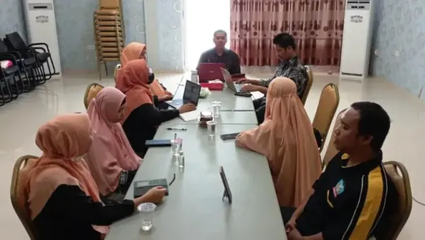 Imam Mashudi Pimpin FIPB, Frista Iin Jabat Dekan FEB UBM