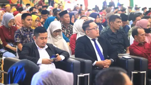 Vice Rector 1 Attends The Graduation of STIMIK Ichsan Gorontalo