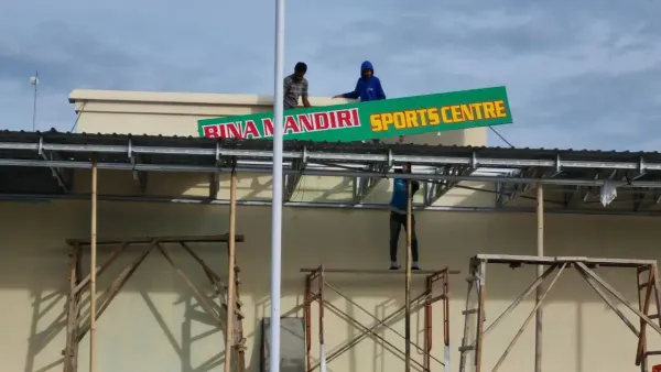 Setiap Jum’at, Ketua YBMG Wajibkan Seluruh Pegawai Olahraga