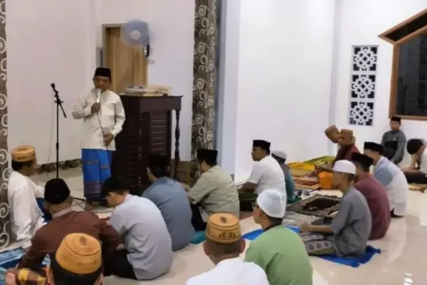 YBMG Chairman Leads Ramadan Safari Activity at Nurul Ikhlas Mosque